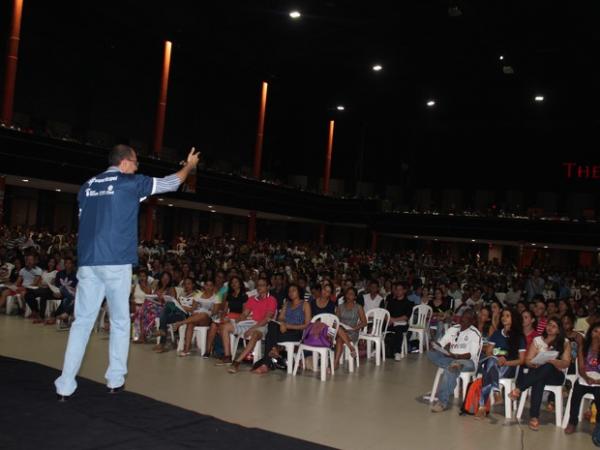 Revisão atraiu estudantes de várias cidades do Piauí (Foto: Gustavo Almeida/G1)