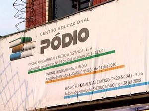 Curso Pódio, em Nova Iguaçu, no Rio de Janeiro (Foto: Reprodução / EPTV)