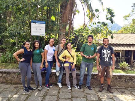 Estudantes do UNIFESO são voluntários em projeto de conservação no PARNASO