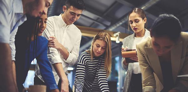 Prêmio elege jovens líderes para receber MBA, coaching e bolsa nos EUA